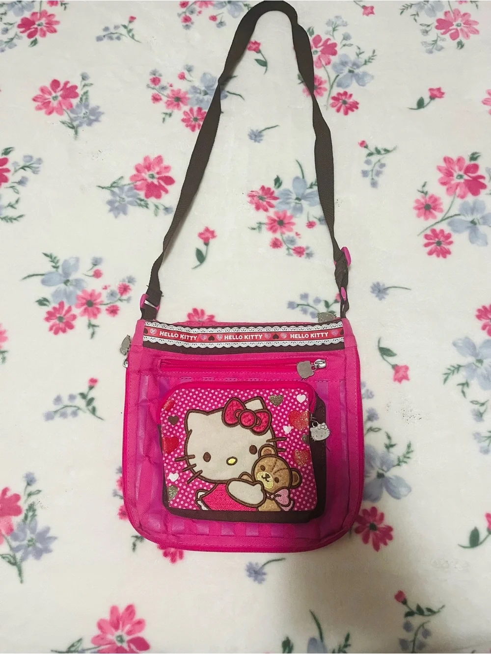 2013 RARE Hello Kitty Pink Crossbody Bag